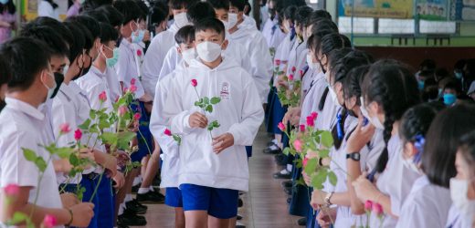 อำลานักเรียนชั้น ม. 3 กุหลาบซ่อนกลิ่นช่อที่ 27
