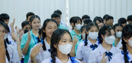 กิจกรรมพี่ศิษย์เก่ามาพบปะและแนะแนวให้กับนักเรียน ม.3